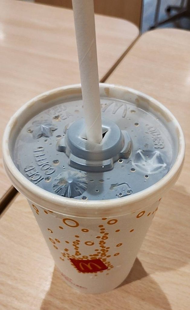 マクドナルドのアイスコーヒーの画像です。